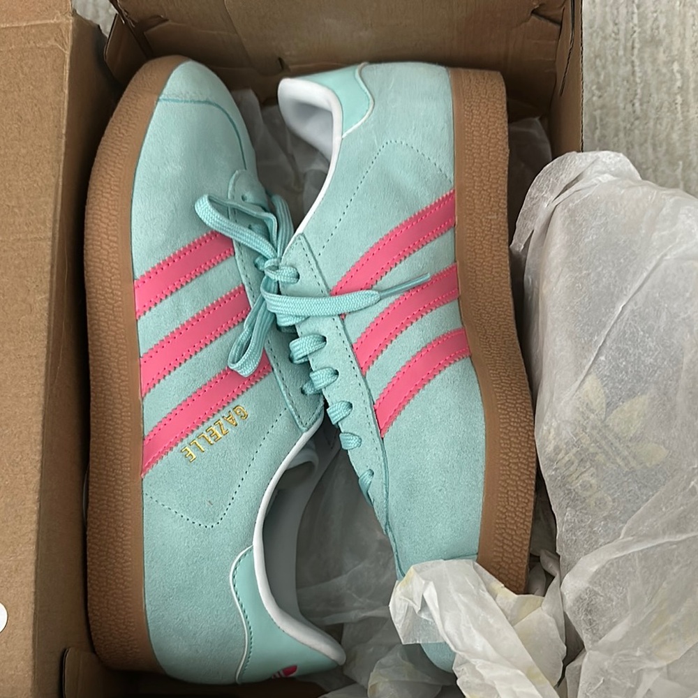 adidas Women's Sneakers in Mint and Pink